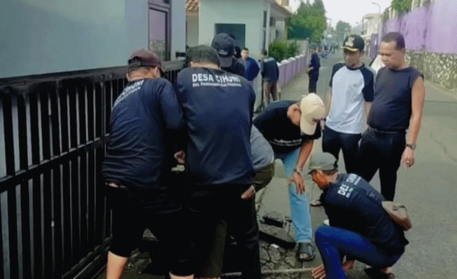 Desa Cihuni Gencarkan Gotong Royong, Bangun Kesadaran Warga Ciptakan Lingkungan Bersih dan Sehat
