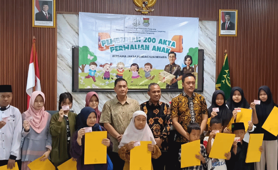 Pertama di Banten, Kejari Kabupaten Tangerang Fasilitasi KIA untuk 200 Anak Yatim