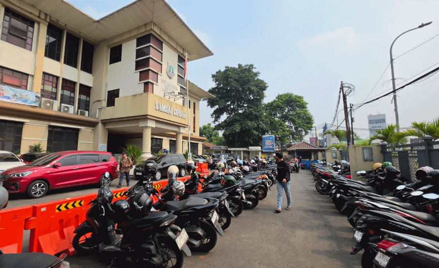 Tunggakan Pajak Kendaraan di Wilayah Samsat Ciputat Rp105,5 Miliar, Didominasi Sepeda Motor