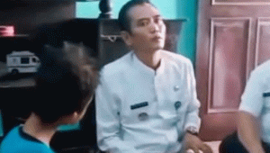Sinergi Pemerintah Kecamatan Kemiri dan Puskesmas Tengok Warga Pengidap Gizi Buruk di Desa Lontar