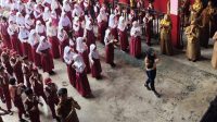 Siswa-siswi SDN Cipadu 3 saat mengikuti kegiatan MPLS tahun lalu. Siswa-siswi SDN Cipadu 3 saat mengikuti kegiatan MPLS tahun lalu.
