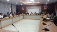 DPRD Kota Tangerang menggelar Rapat Dengar Pendapat bersama warga perumahan Modernland, Kecamatan Tangerang bersama instansi terkait serta pihak manajemen Modernland di ruang Badan Musyawarah, Rabu 16 Juni 2026.