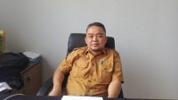 Kepala Bidang Aset pada BPKAD Kabupaten Serang Erwin Setiawan, saat ditemui wartawan di ruang kerjanya beberapa hari lalu. Foto : Agunggumelar/Bantenekspres.co.id