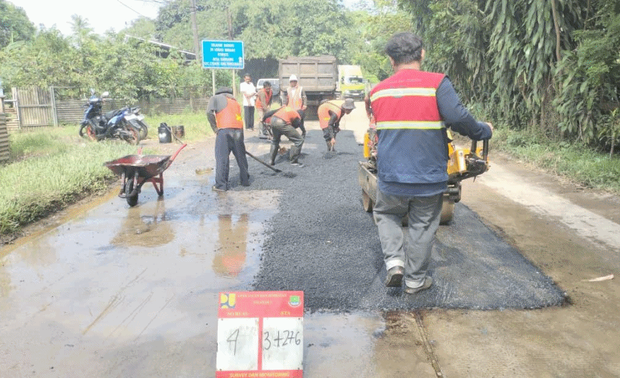 DBMSDA Kabupaten Tangerang Buka Layanan Aduan Jalan Rusak Lewat WhatsApp, Catat Nomornya!