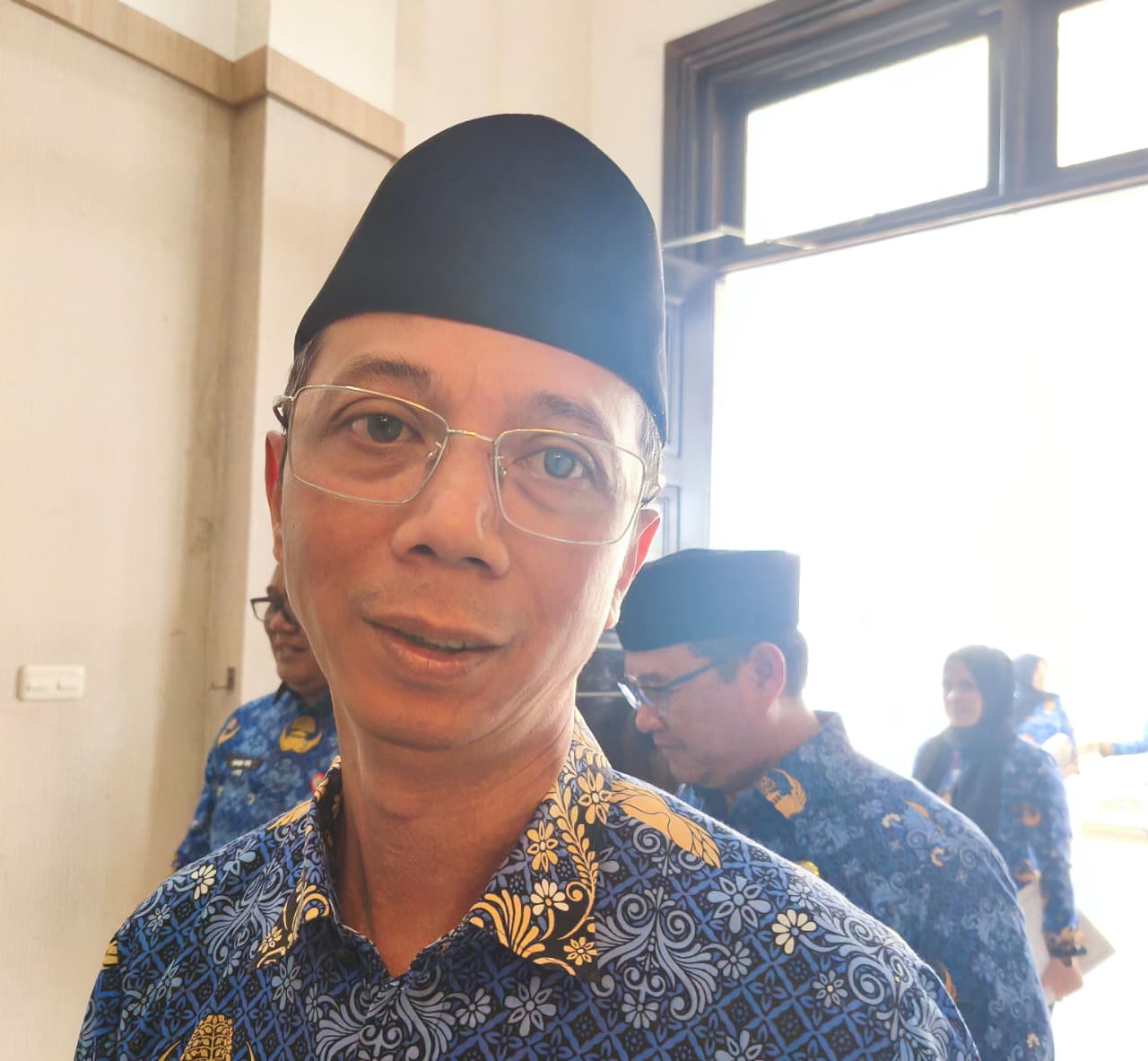 Kepala Dispora Provinsi Banten, Ahmad Syaukani saat diwawancarai di Pendopo Gubernur Banten, KP3B, Kota Serang, Rabu 15 Juli 2026. Foto Umam