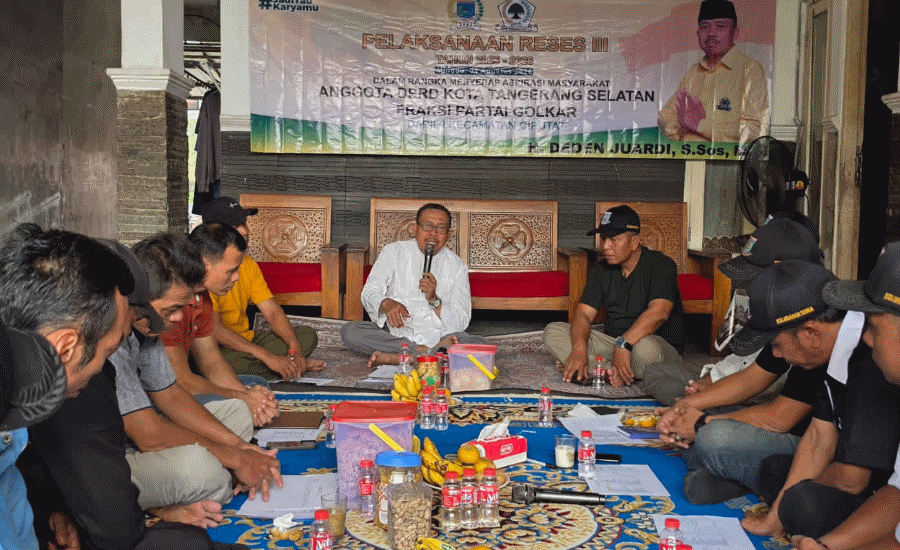 Reses di Serua, Deden Juardi Serap Aspirasi Perbaikan Drainase Hingga Jalan Lingkungan