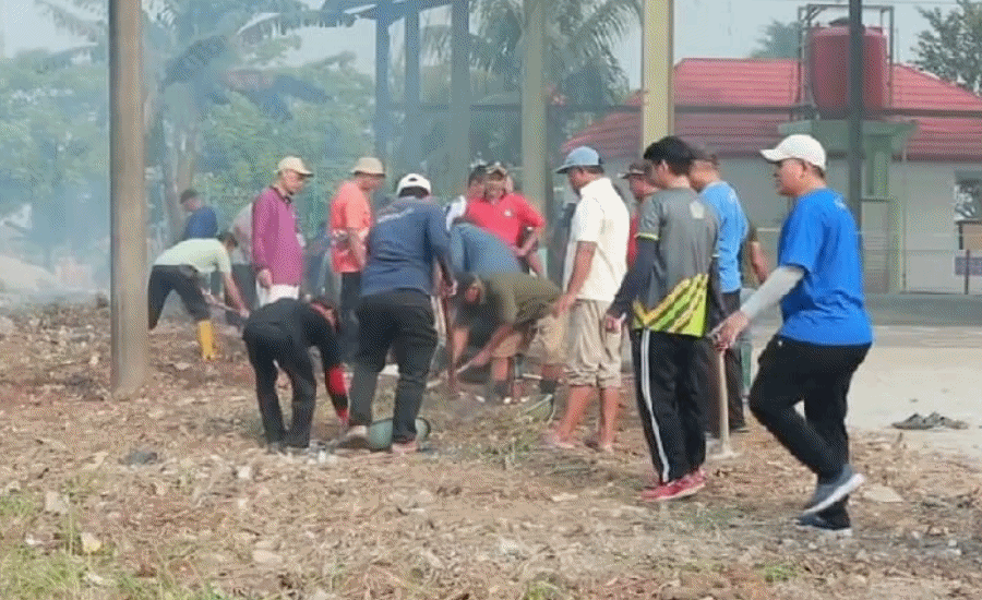 Kecamatan Solear Kompak Gelar Kerja Bakti, Jaga Kebersihan Lingkungan