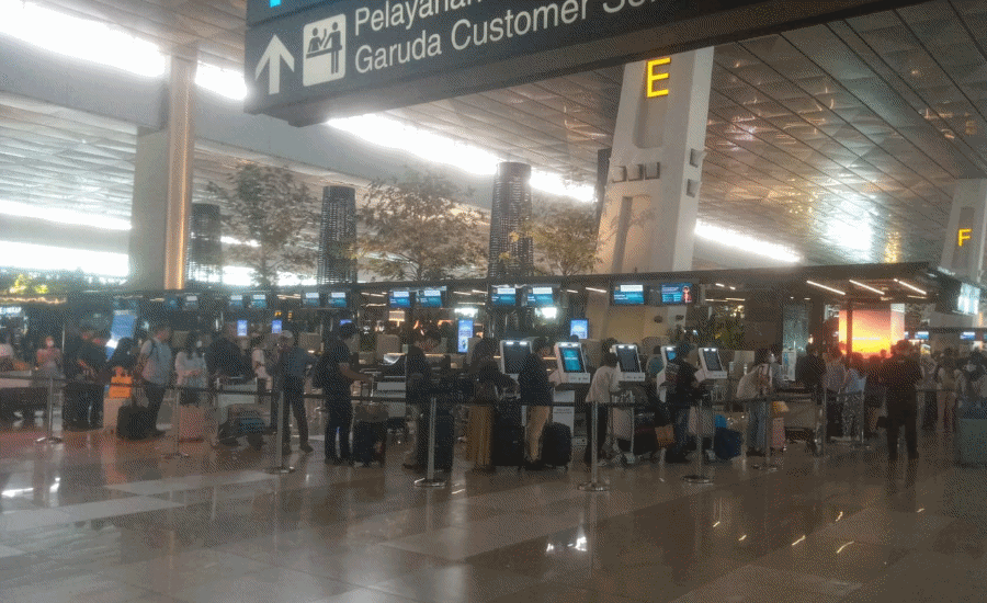 Erupsi Anak Krakatau Berdampak, 209 Penerbangan di Bandara Soetta Dibatalkan