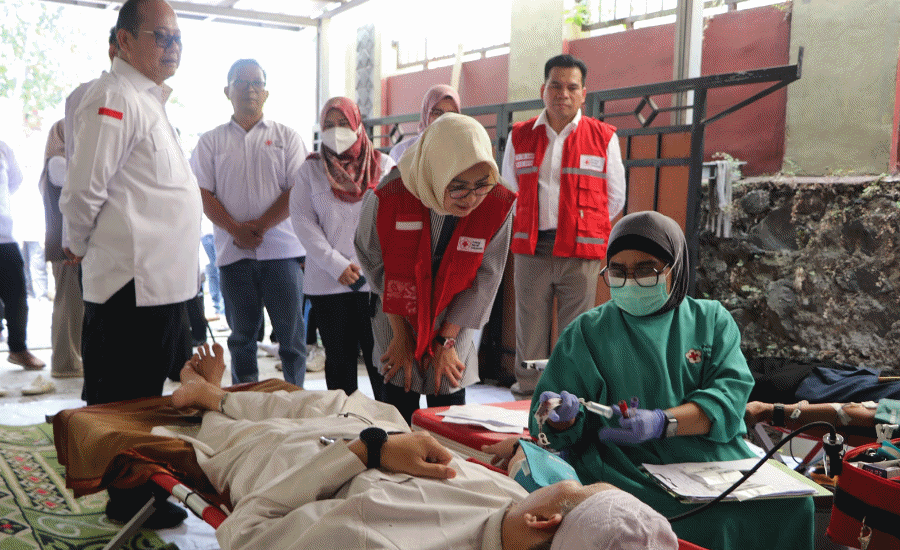 HUT ke-81, PMI Kota Tangsel Rayakan dengan Membantu Warga Terdampak Kekeringan