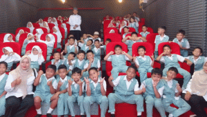 Kenalkan Literasi Sejak Dini, Siswa SDN Cikokol 3 Jelajahi Perpusda Kota Tangerang