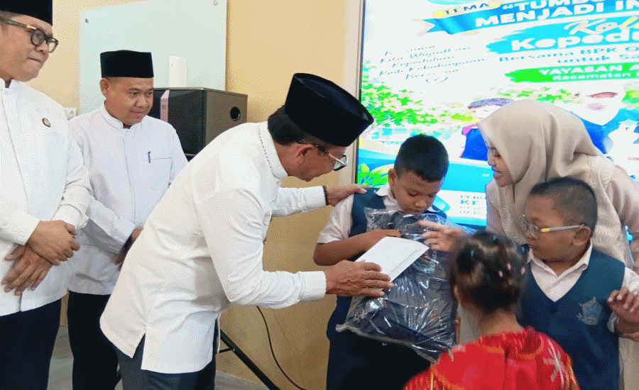 Perumda Tirta Benteng Santuni 30 Penyandang Disabilitas