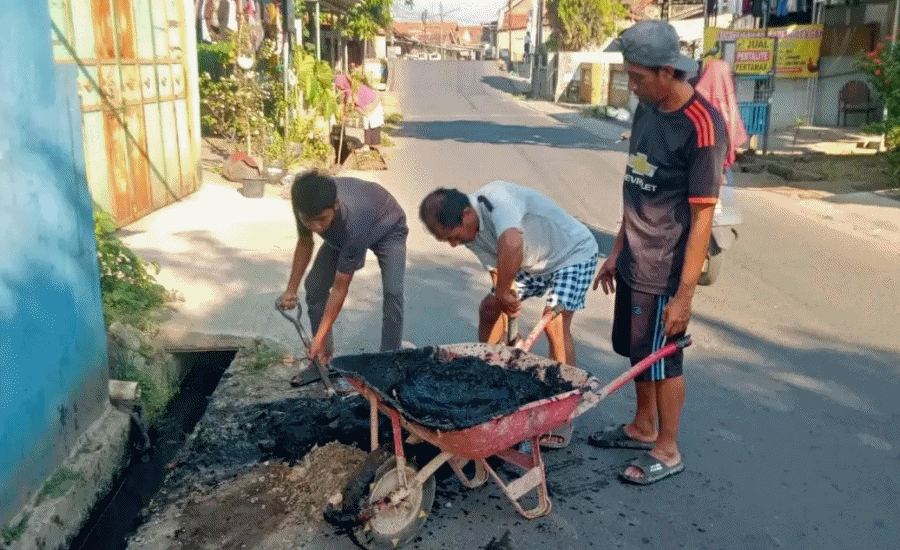 Pemdes Munjul Ajak Warga Galakkan Aksi Bersih Lingkungan, Wujudkan Desa Sehat dan Nyaman