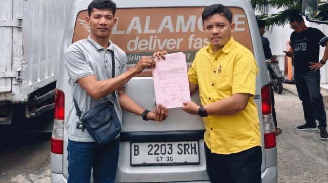 Kejari Kabupaten Tangerang Kembalikan Barang Bukti Mobil Gran Max