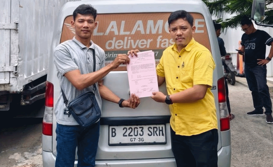 Kejari Kabupaten Tangerang Kembalikan Barang Bukti Mobil Gran Max